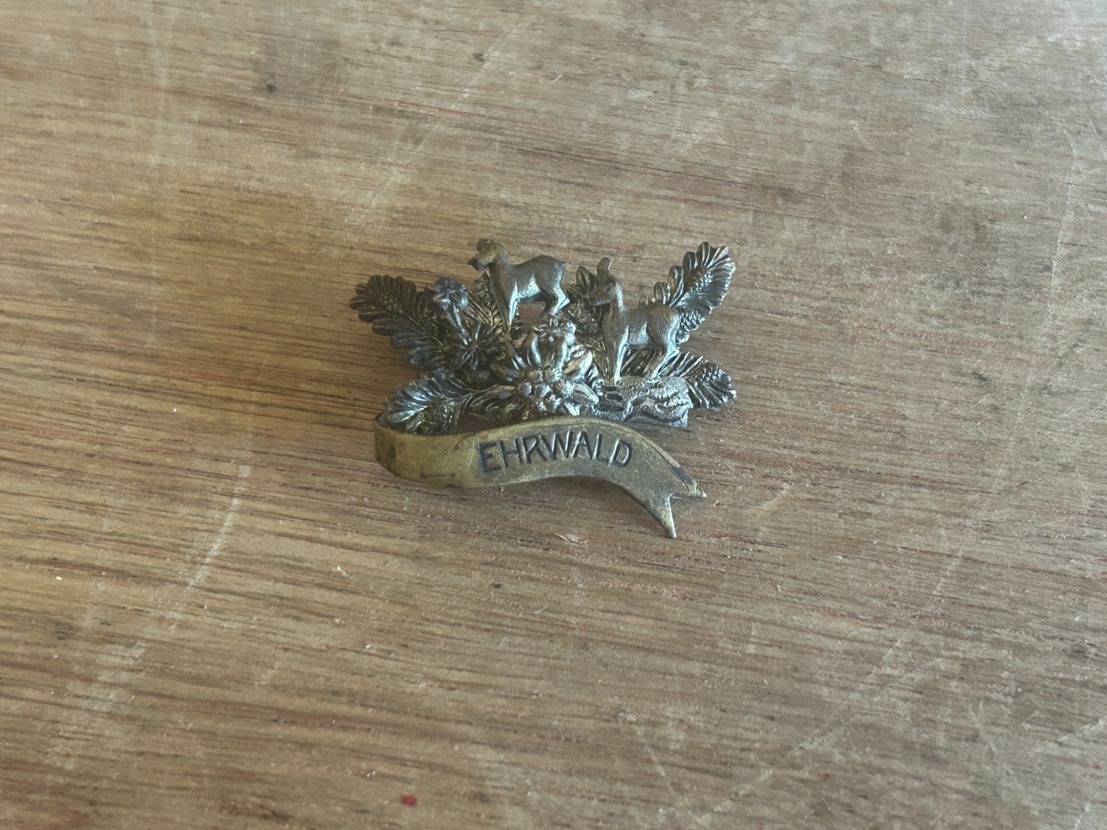 Picture 3 of 24