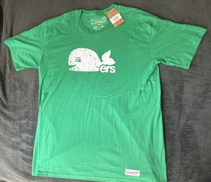 Hartford Whalers Pucky Tee Shirt - Size XXL  Mitchell & Ness