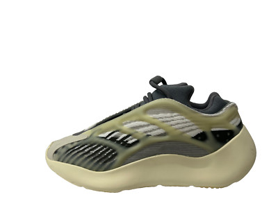 Yeezy 700 V3 Fade TRAINERS JUNIORS UK 4,5 US 5 EU 37 1/3 REF 1986 -