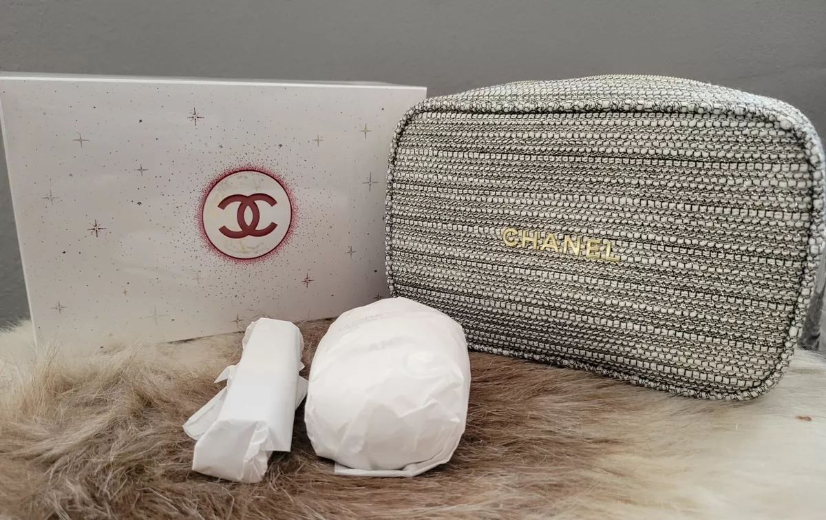 chanel gift set holiday card