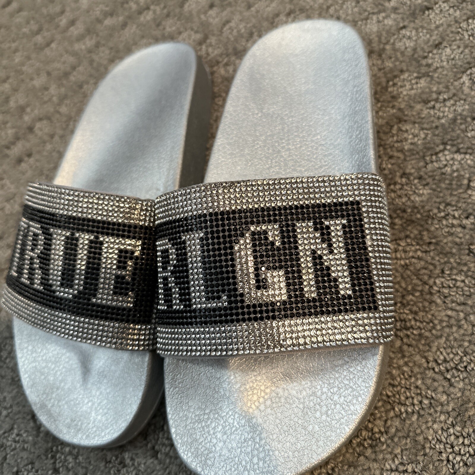 TRUE RELIGION Slides Sandals Jasmin SILVER RHINESTONE Women’s Size 9 NEW image 3