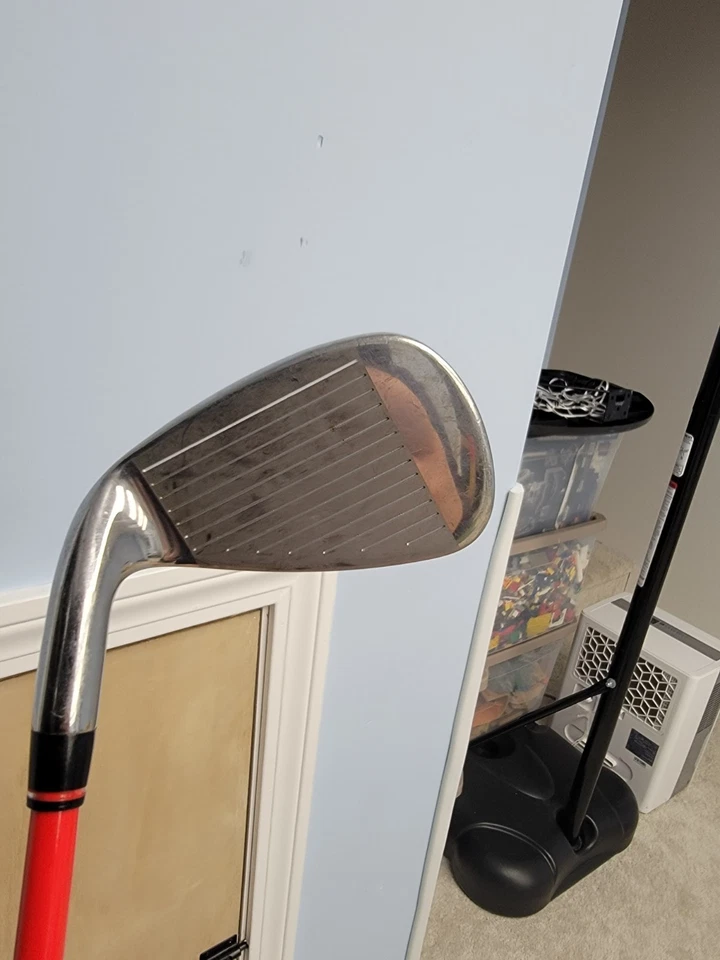 Wilson Staff D300 Single Iron 8 Iron Graphite Regular Right 37.0in RH  - Image 3 of 4