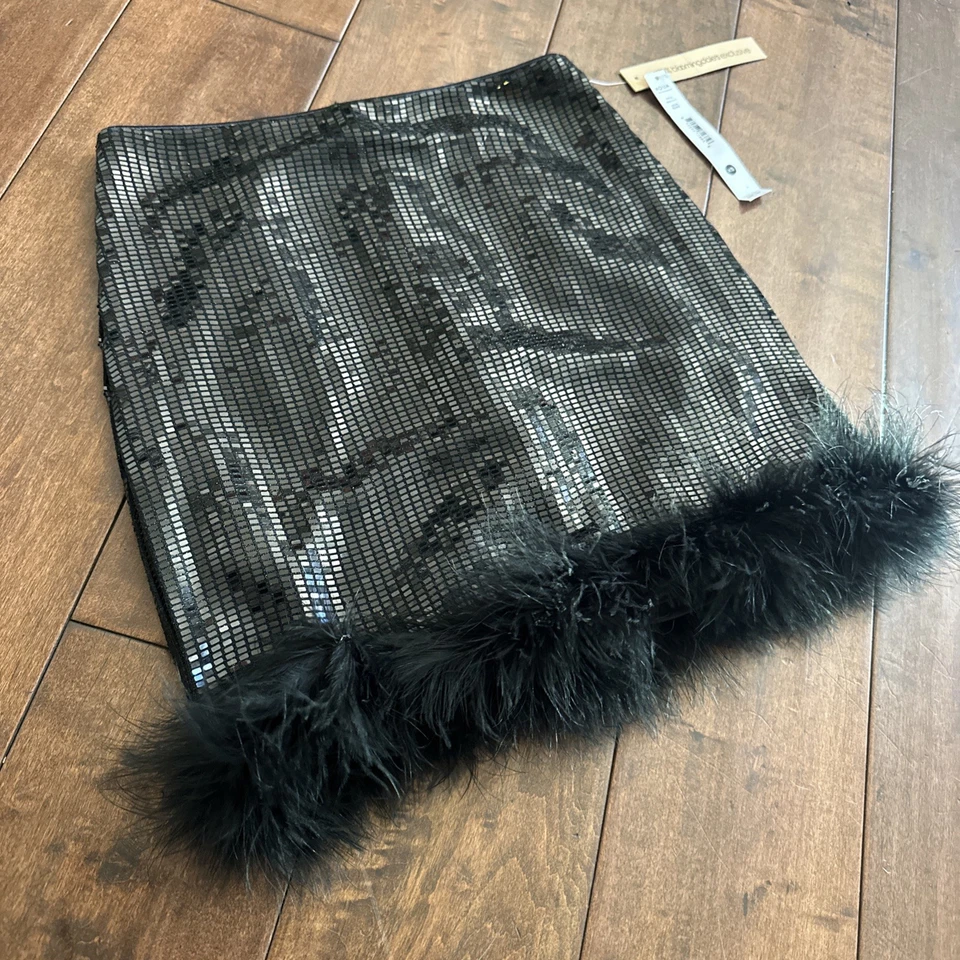 NUEVO CON ETIQUETAS Disco Ball Negro XS Mini Falda Plumas de Avestruz Boa Mob Esposa WWF DONACIÓN Foto 2 de 4