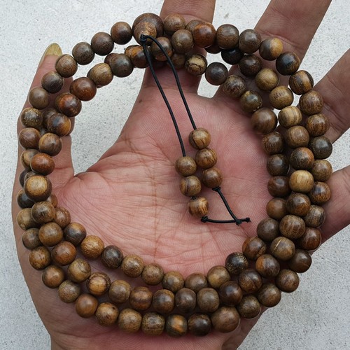 8 mm madera de agar Japa Mala 108 cuentas Gaharu Buaya meditación oración madera de aloe - Imagen 2 de 8