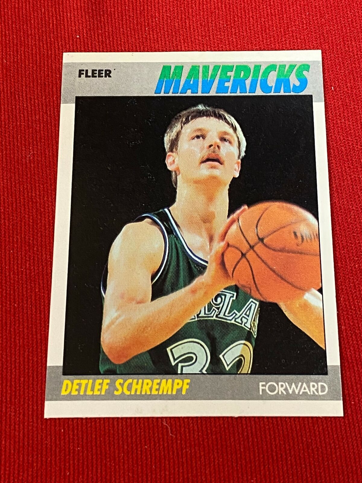 1987-88 Fleer #97 DETLEF SCHREMPF Dallas Mavericks NRMT/MT ~MR12A