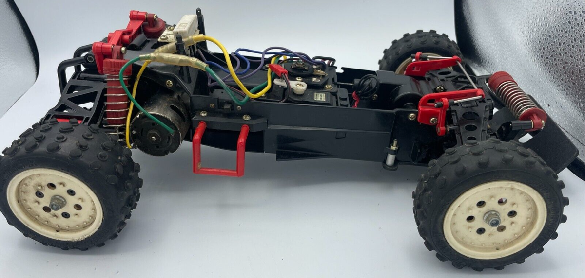 激レア2005TAMIYA SUPER SABRE RS 未組立 激レア2005TAMIYA SUPER SABRE RS 未組立 1/32 Mini 4Wd 2005