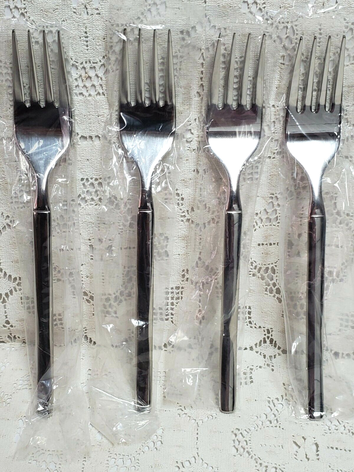 7 "glossy 18/10 Stainless New Set 4
