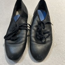 Youth 3.5 Black Tap Shoes Great Condition Lace Up