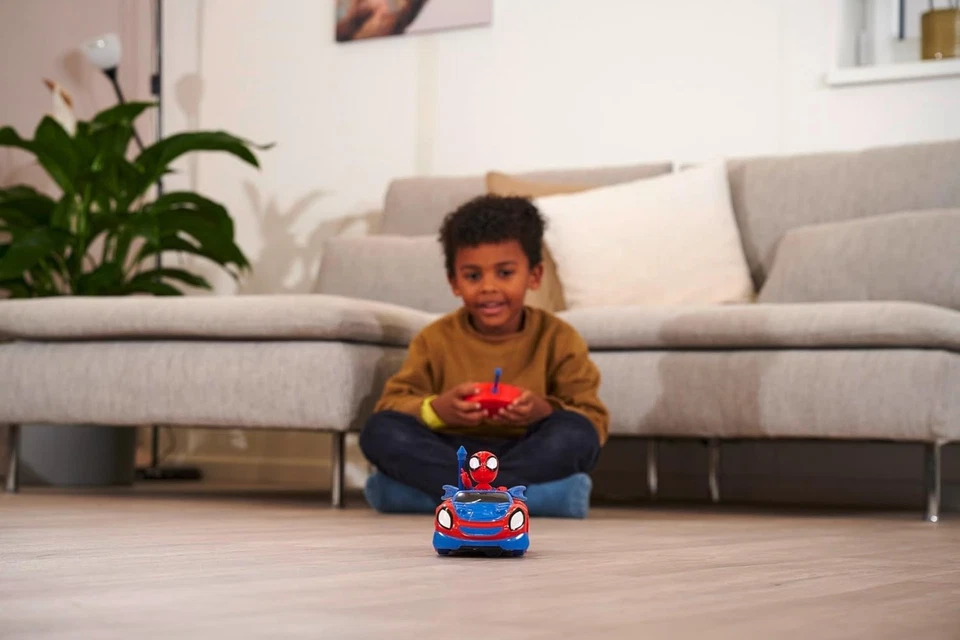 Jada 203223000 Remote Control Spidey Web Crawler 1:24 - Photo 2/4