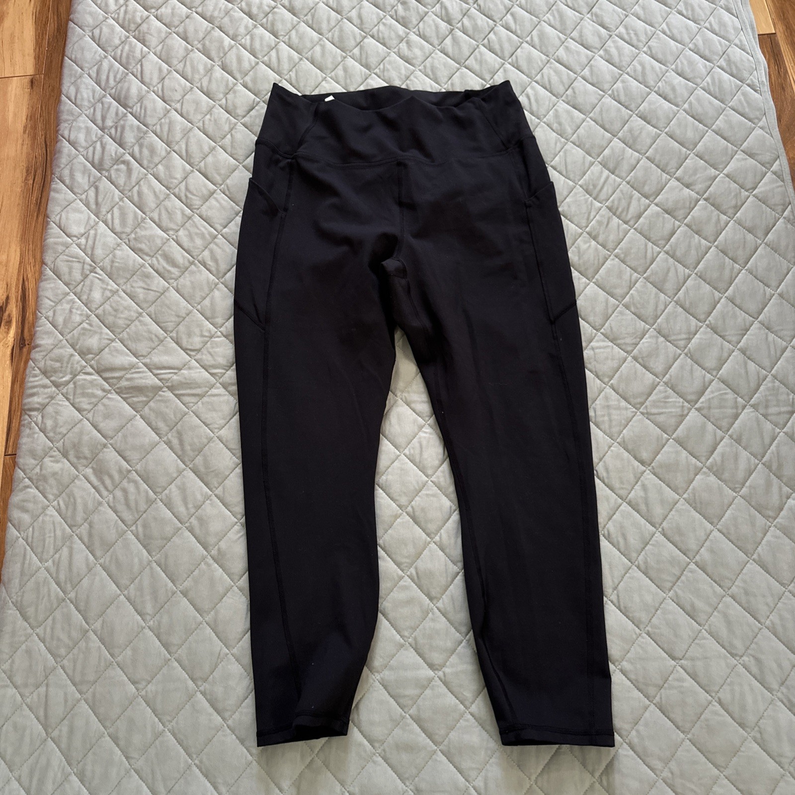 Fabletics Pure Luxe Oasis Crossover 7/8 Leggings Women’s Size XL Black EUC