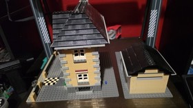 LEGO CREATOR: Model Town House (4954) Complete With Instructions