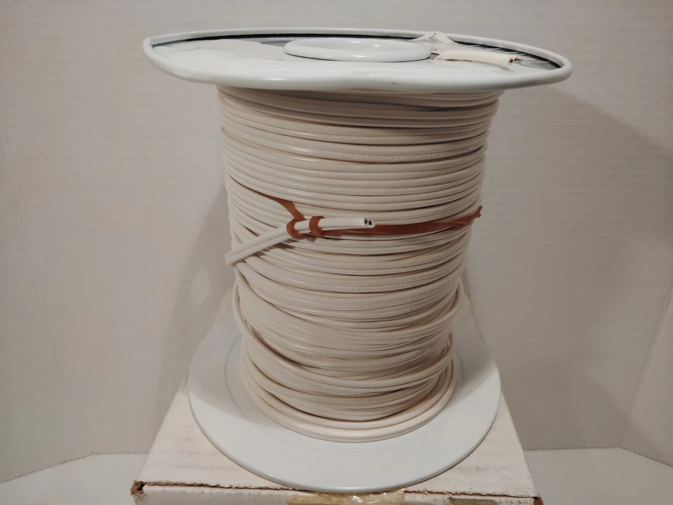 Cable de lámpara Coleman 18/2 SPT 250 pies blanco Foto 2 de 4