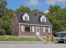 Walthers Brick Cape Cod House - Kit - 4-1/4 x 3-5/8 x 3'' - HO Scale Model