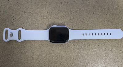 Fair Apple Watch Series 8 41mm Silver Case & White band - GPS Only - See Photos