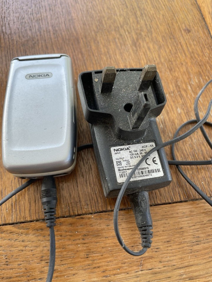 Nokia 2650 Silver (Unlocked) Mobile Phone eBay