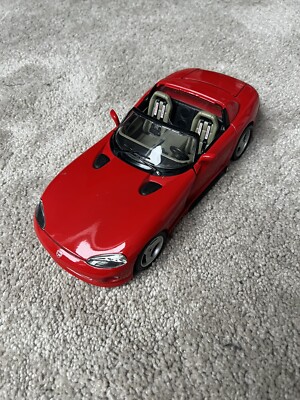 Bburago Dodge Viper RT/10 rot, Made in Italy, Maßstab 1:18,L= 24 cm