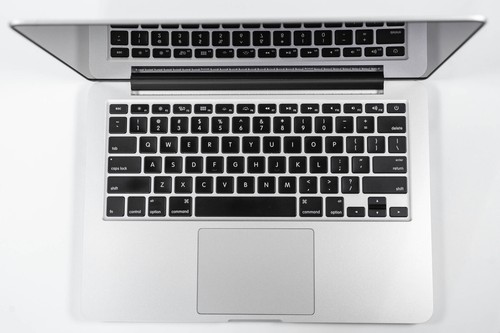 Apple Macbook Pro Retina 2015 13-inch Up to 3.1Ghz i7 8GB RAM 512GB SSD - Picture 34 of 40
