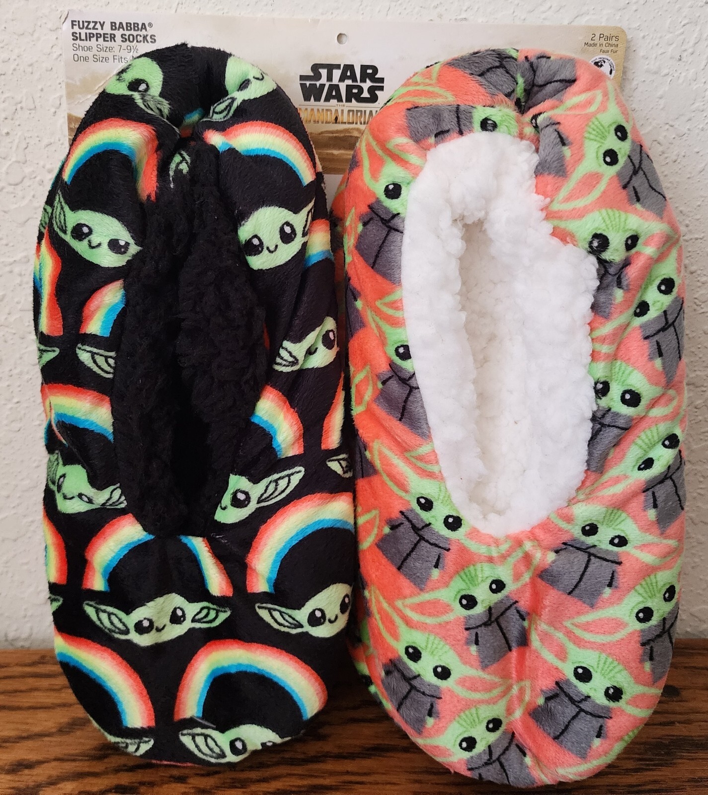 APL Nuovi calzini Baby Yoda Grogu Fuzzy Babba 2 paia donna Star Wars taglia 7 9 5
