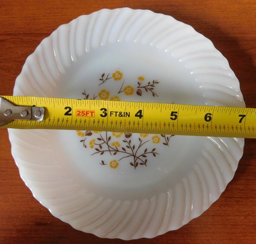 Termocrisa Mexican Pyrex Bread and Butter Plate Yellow Flowers - Picture 2 of 2