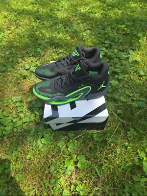 jordan tatum 1, black and green, brand new never been worn