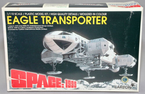 SPACE: 1999 Eagle Transporter Plastic Model Kit  1/110 Scale New - Photo 1/5