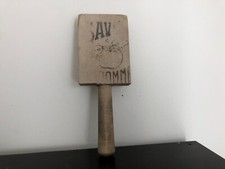 battoir à linge ancien savon la pomme et savon abat-jour vintage années 50 60