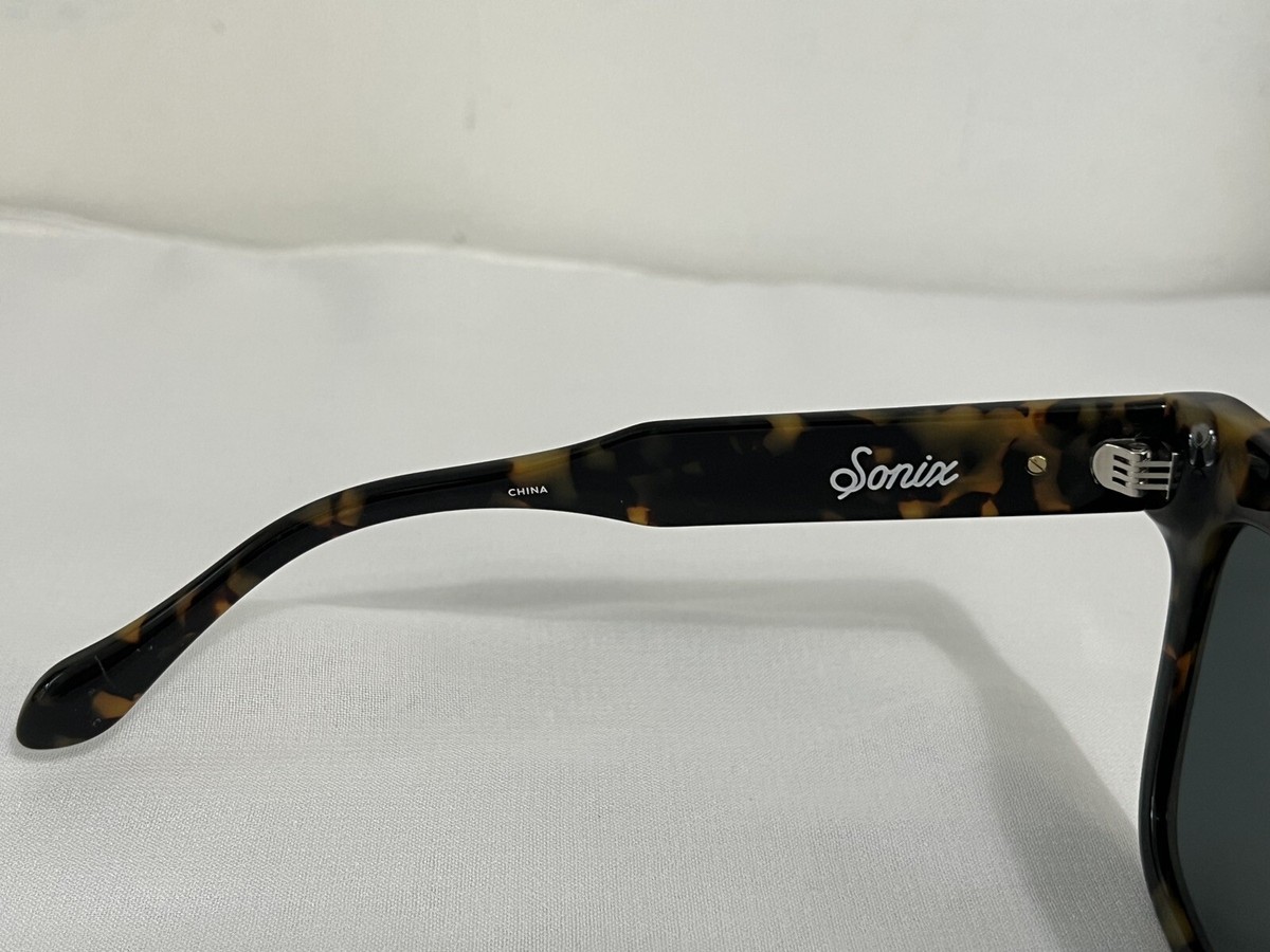 Sonix Avalon sunglasses Avalon Polarized Sunglasses - Matte Black / Brown 12 Coastal  main image 4