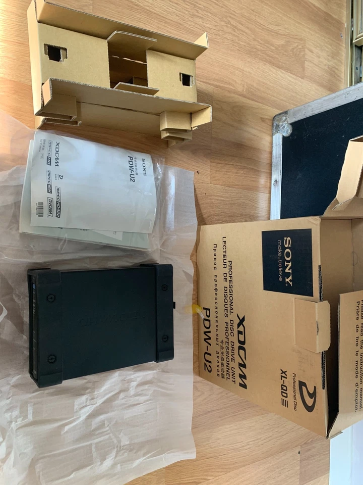 Sony PDW-U2 XDCAM Disc Laufwerk + Netzteil & USB 3.0 Kabel - geringe Betriebsstunden - Bild 4 von 4
