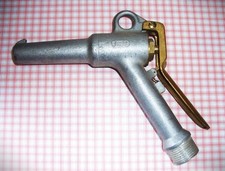 PISTOLET A CARBURANT  ANCIEN NEUF