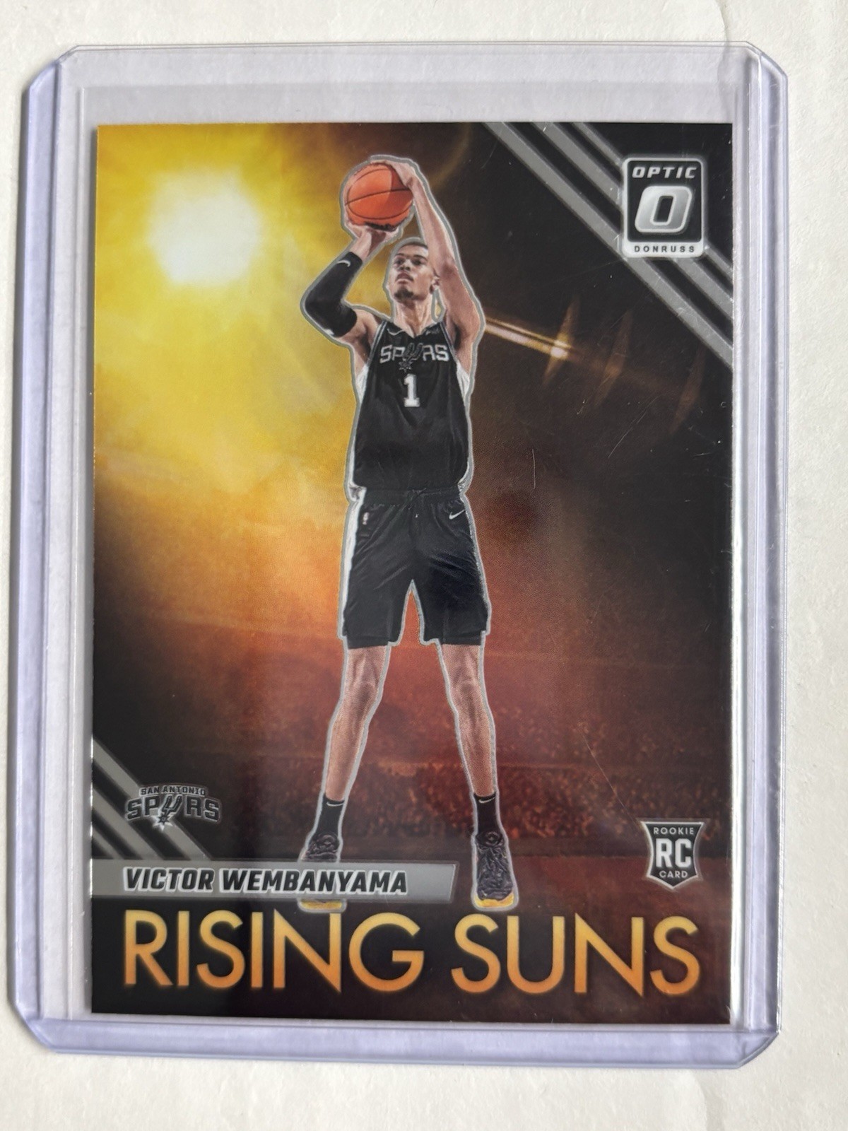 2023-24 Optic Rising Suns Victor Wembanyama Rookie Spurs