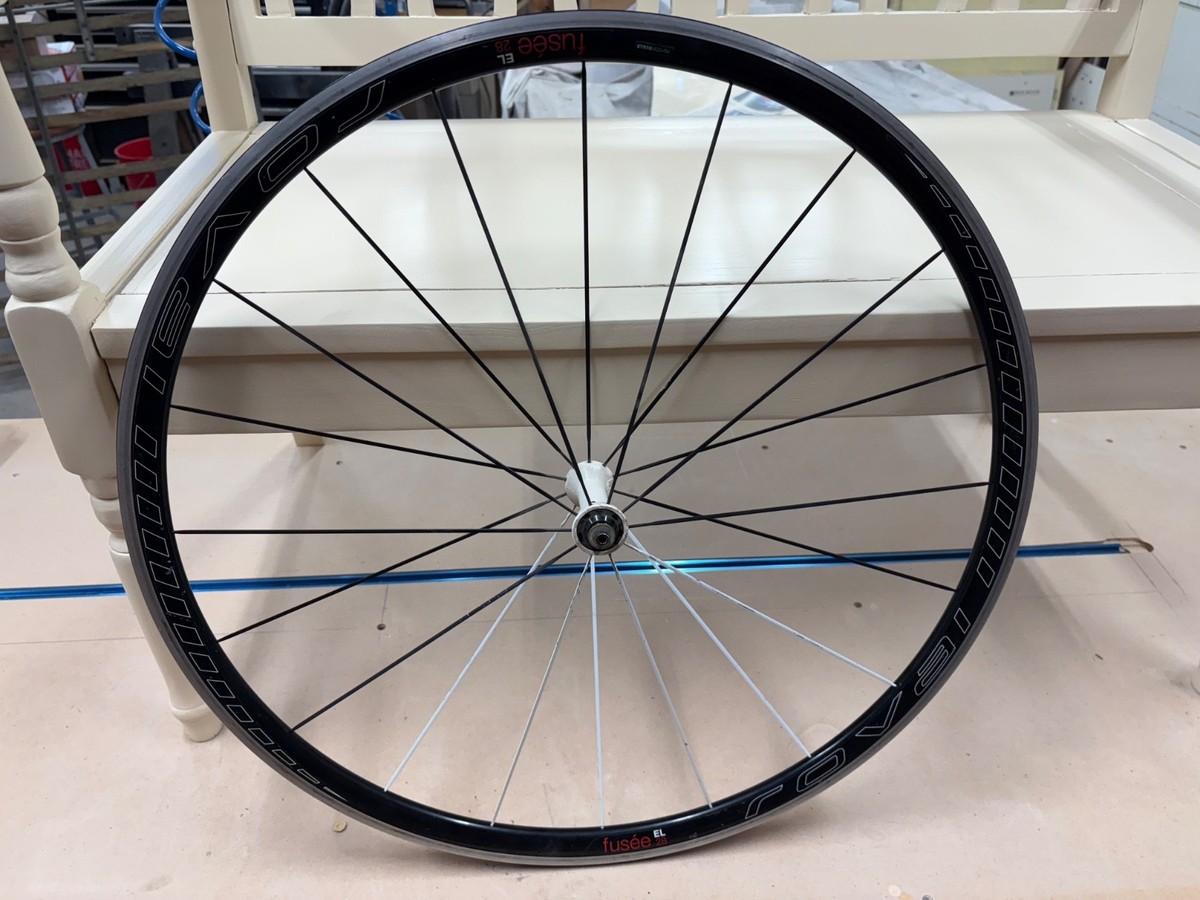 Specialized Roval Fusee EL 28 Front Wheel 700c Clincher Rim Brake