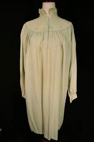 Antique Edwardian-1920's  French Green Cotton & Wool Night Gown Size XL