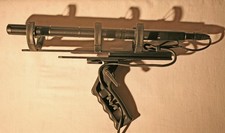 Sennheiser MKH 70 P48 +  Sennheiser Halter MZS 17, Richtrohr Mikrofon