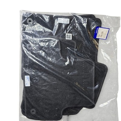 Genuine New Volvo XC60 LHD OEM Floor Mats 4-Set 32216555 Black