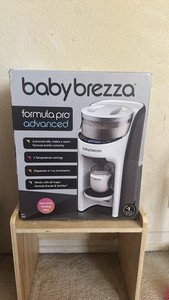 Baby Brezza Formula Pro Advanced Formula Dispenser Machine White/Black, Tank