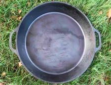 preowned Lodge 17SK 17” skillet