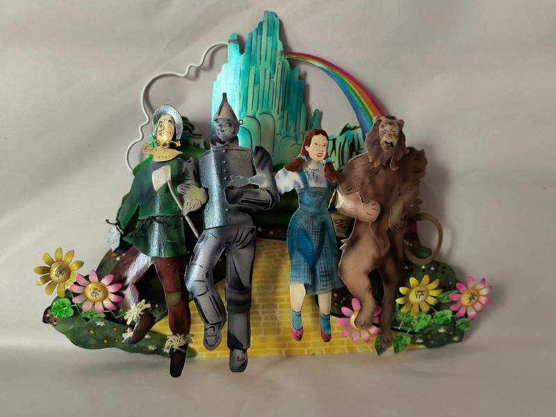 1999 Wizard of Oz 3D tin art - Dorothy, Scarecrow, Tin Man & Cowardly Lion