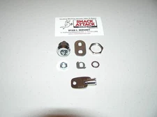 VENDSTAR 3000 #2222 BACK DOOR LOCK & (2) KEYS - New / Free Ship!