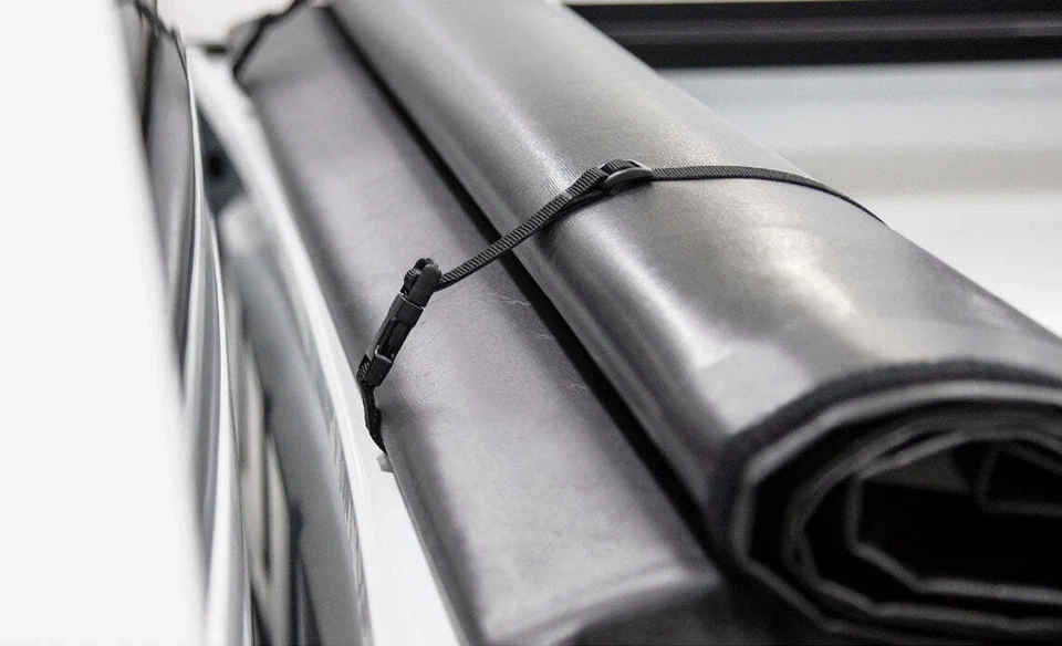 Access 2024-2025 Silverado Sierra EV 5' 11" tamaño cama cubierta enrollable Foto 4 de 4