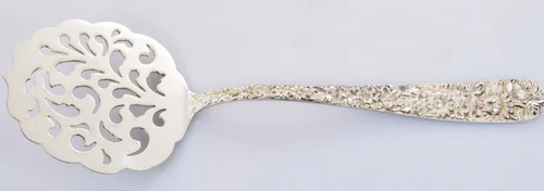 Kirk Stieff Repousse Tomato Server in Sterling Silver - No Mono