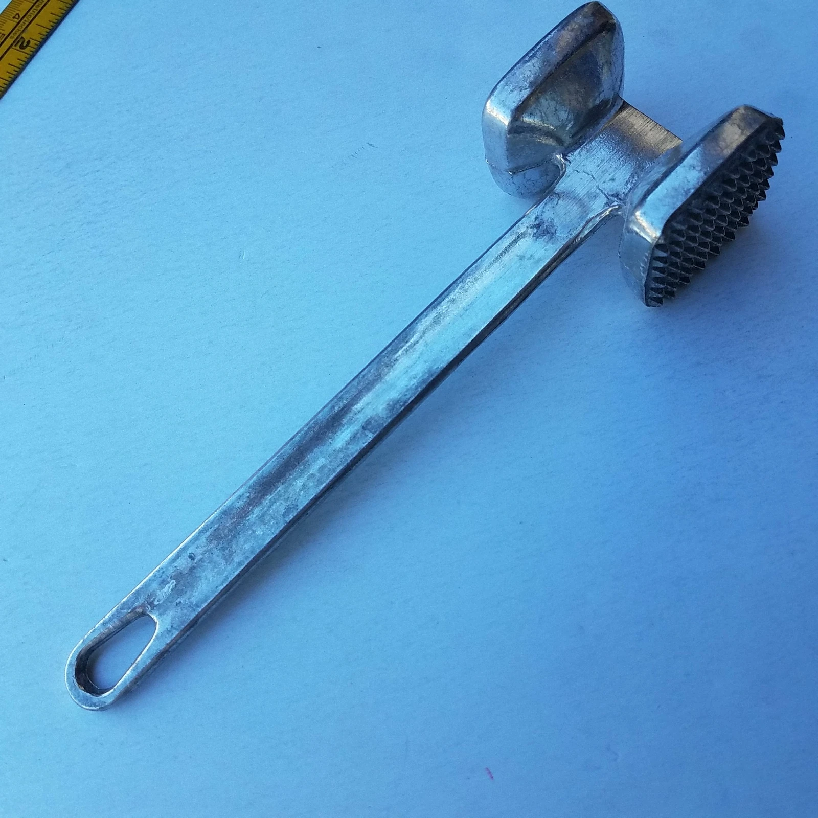 Meat Tenderizer Pounder Mallet 9-Inch Long