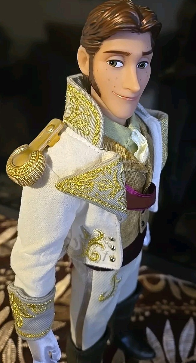 Disney D23 Expo Frozen Limited Edition Doll Hans Coronation