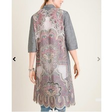 Chico s Embroidered Scalloped Hem Long Kimono Open Knit Size Small/Medium Linen