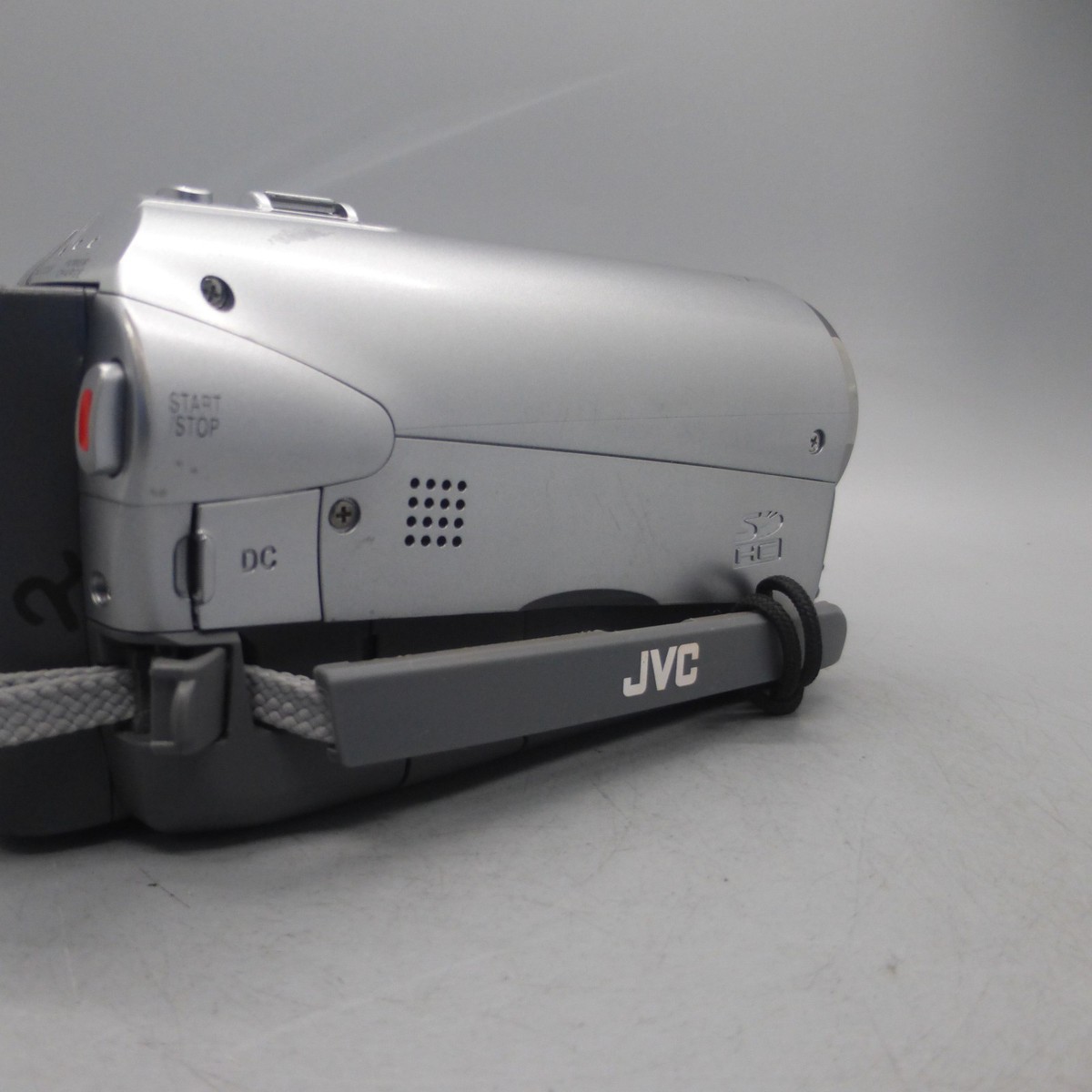 JVC Everio GZ-MS95SEK Handheld High Definition HDD Camcorder