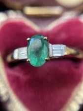 9ct gold Emerald Ring Size 0