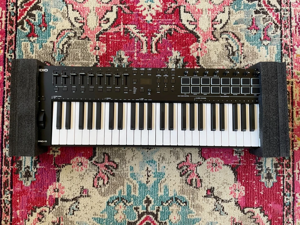 M-Audio Oxygen Pro 49-Key Keyboard Controller - Image 2 of 4