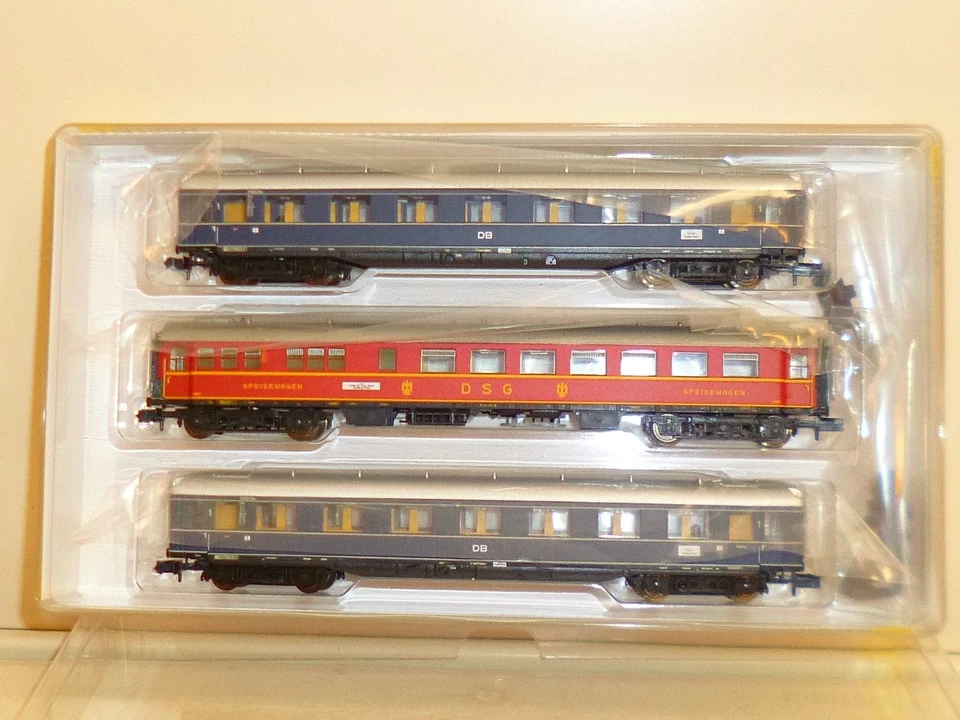 Minitrix spur N: 18259 Personenwagen-Set F-Zug F 41 Senator, DB Ep 3, ansehen