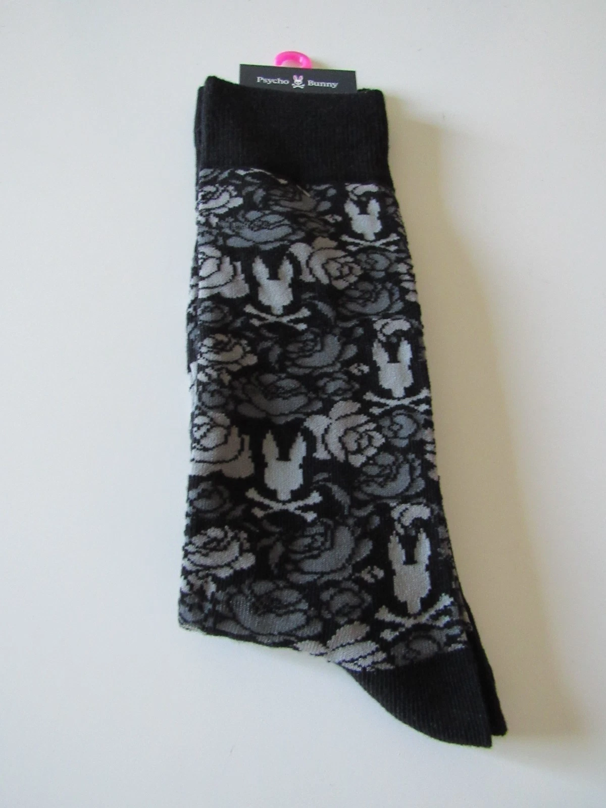 Psycho Bunny Men's Black Gray Bunny Roses Crew Socks One Size Nwt