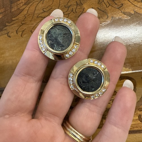 BVLGARI ITALY 18k Yellow Gold, Diamond & Ancient Roman Monete Coin Earrings 1980 - Picture 9 of 9