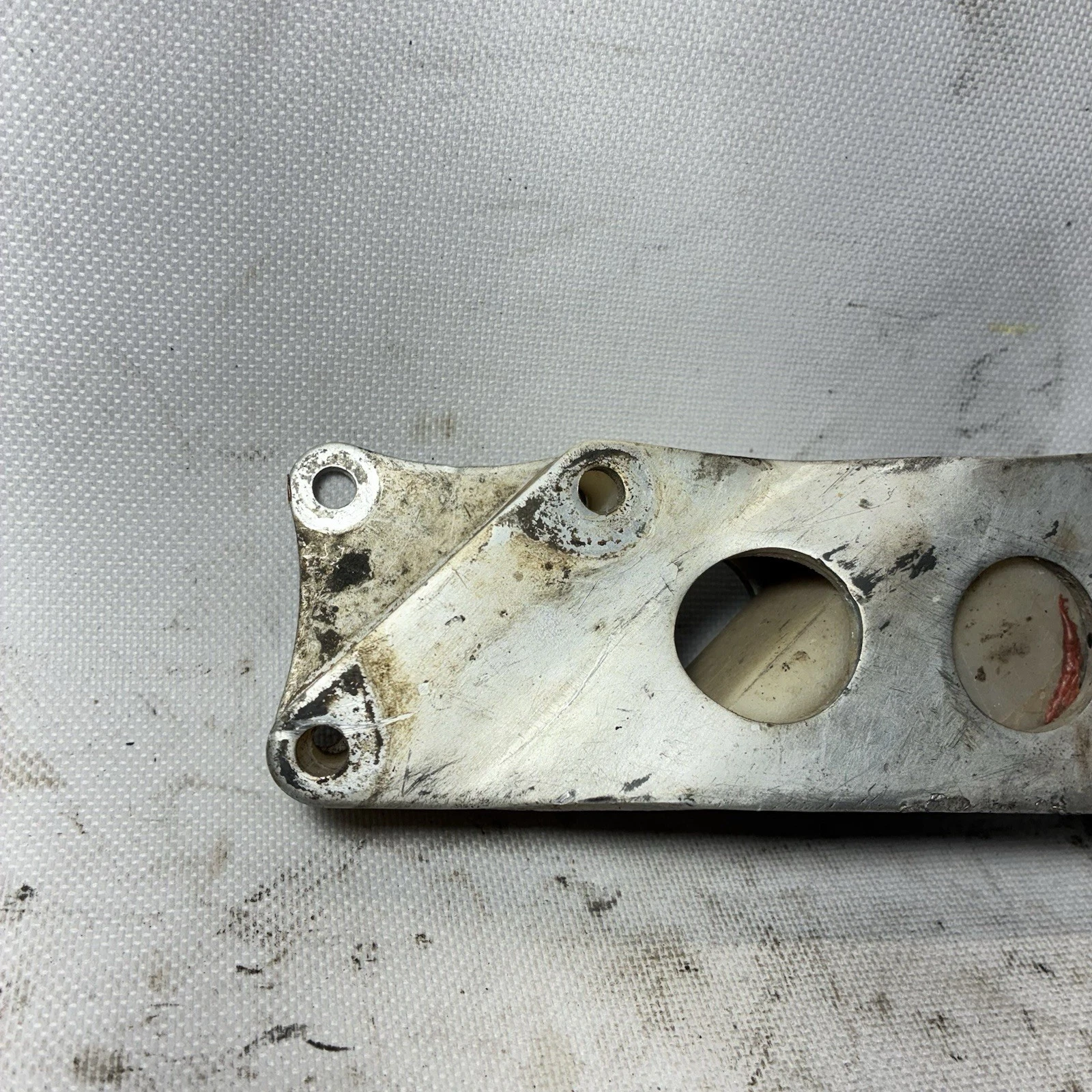 1984 1985 Suzuki RM125 RM 125 chain guide
